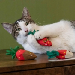 Yeowww! Strawberry Catnip Toy – zabawka dla Twojego kota z kocimiętką
